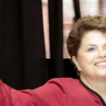 Com mais de 98% dos votos apurados Dilma é eleita presidente do Brasil.