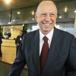 Alencar continua internado e com quadro de saúde estável