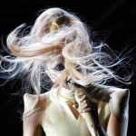 Lady Gaga quebra recorde no iTunes e diz que faz 