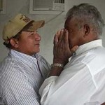 Emoção em Campo Grande pai e filho se reencontram após 40 anos.