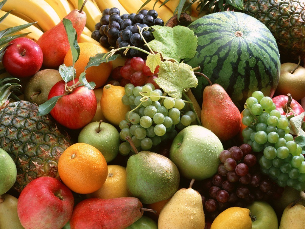 Foto com grande variedades de frutas